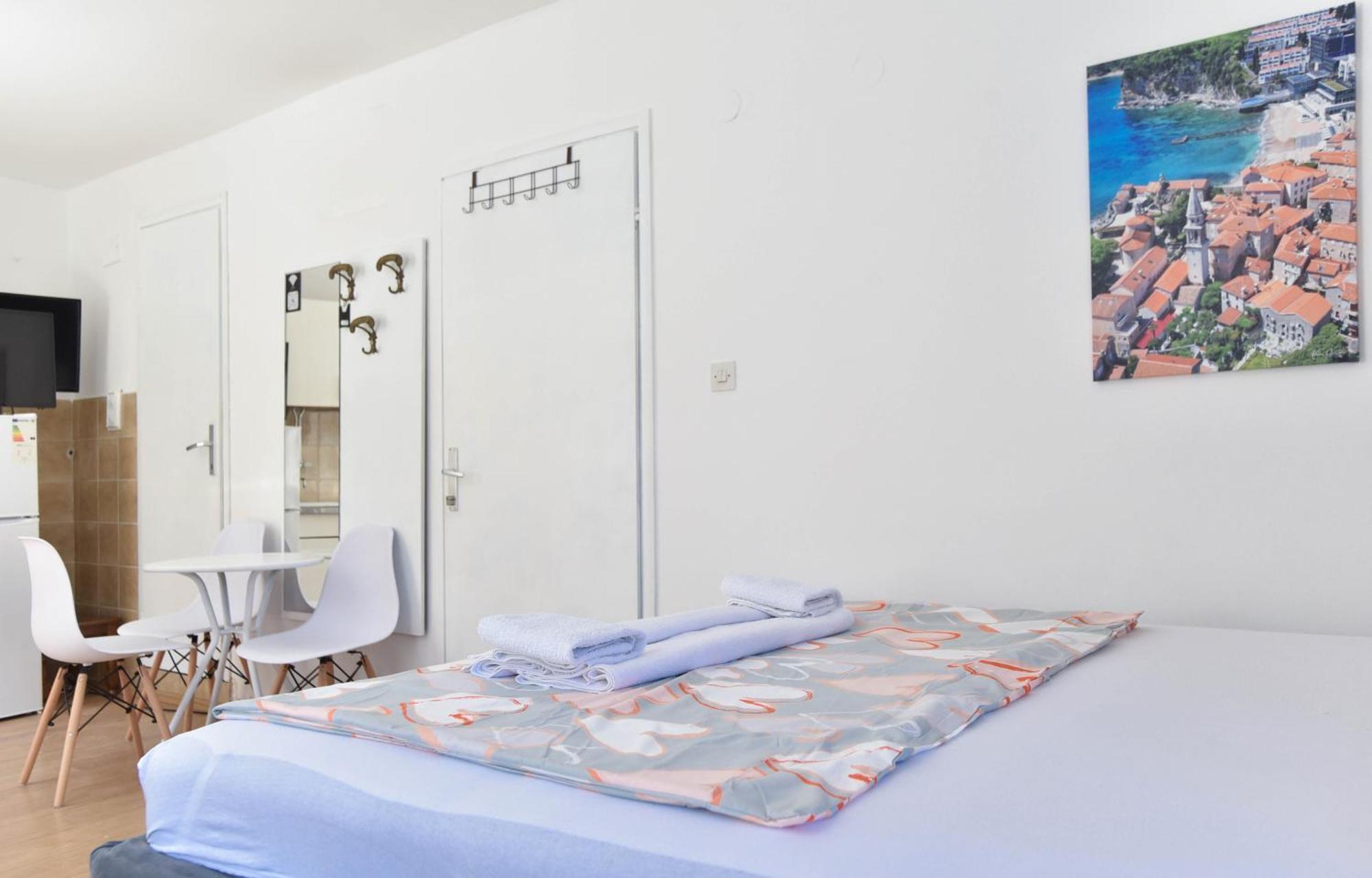 Apartment Lucky บุดวา ภายนอก รูปภาพ